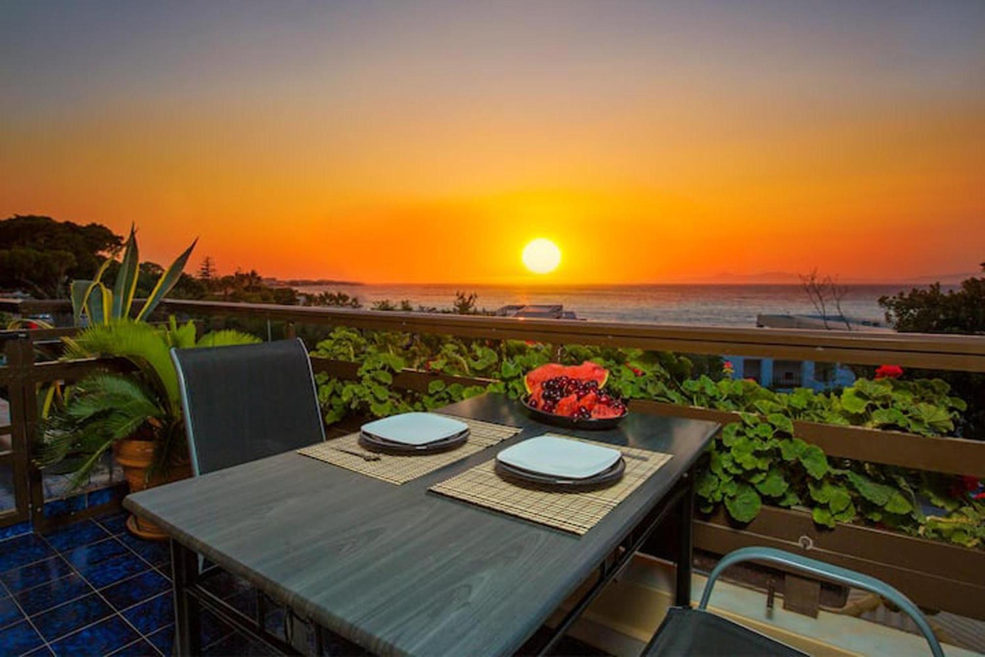 Sea View-sunset View Apartment *